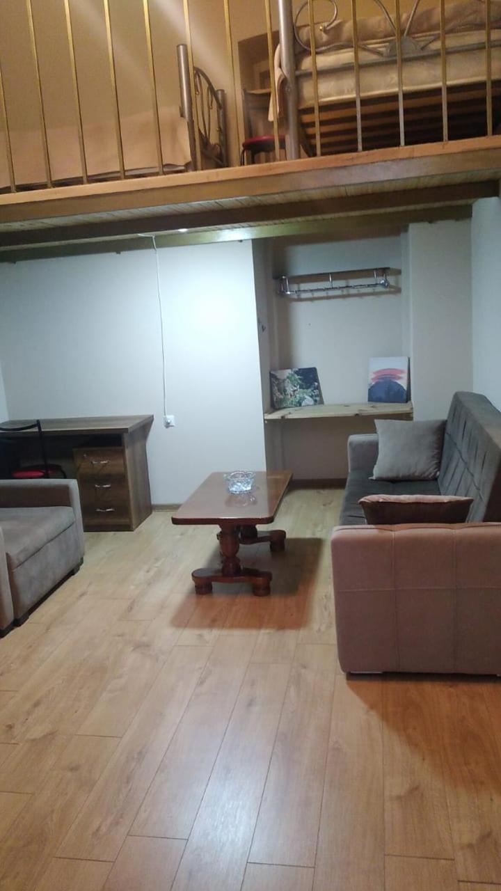 Apartamento Smoking Lion Tiflis Exterior foto